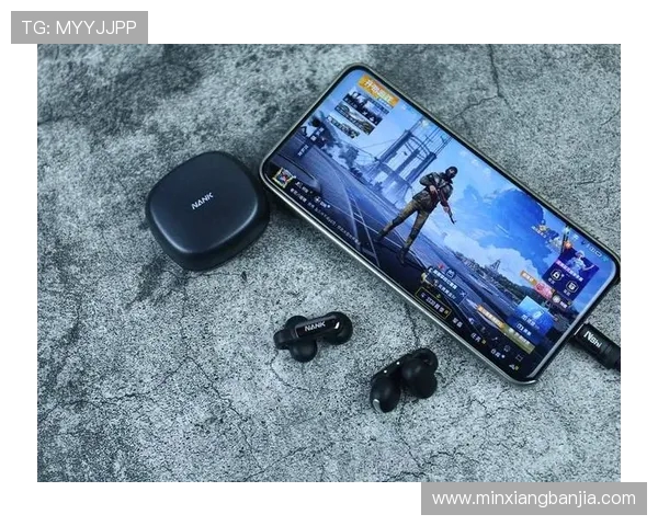 和平精英装备选购指南：如何选择适合的游戏耳机推荐与评测