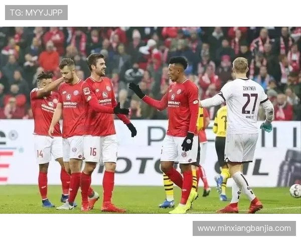 德甲第22轮精彩对决拜仁主场迎战汉堡力争三分 德甲第22轮精彩对决拜仁主场迎战汉堡力争三分