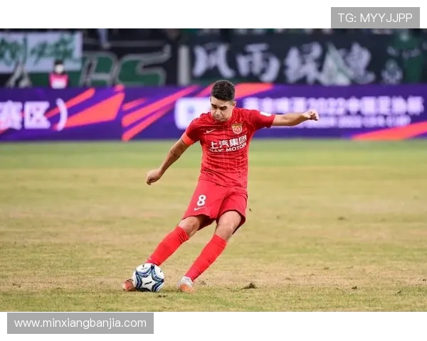 上海足球队实力分析与未来发展展望聚焦足球运动的崛起与挑战 上海足球队实力分析与未来发展展望聚焦足球运动的崛起与挑战